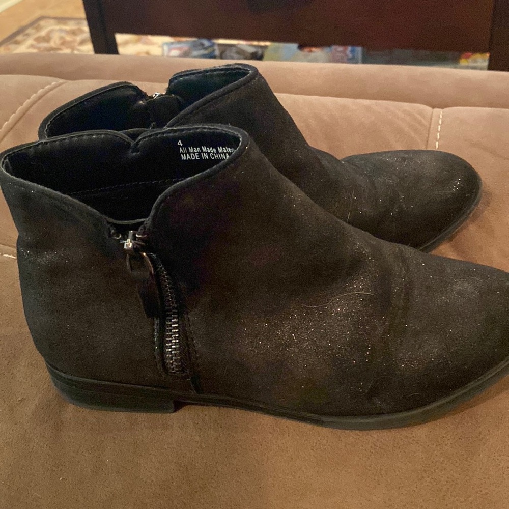 Girls Sparkly Black ankle boots